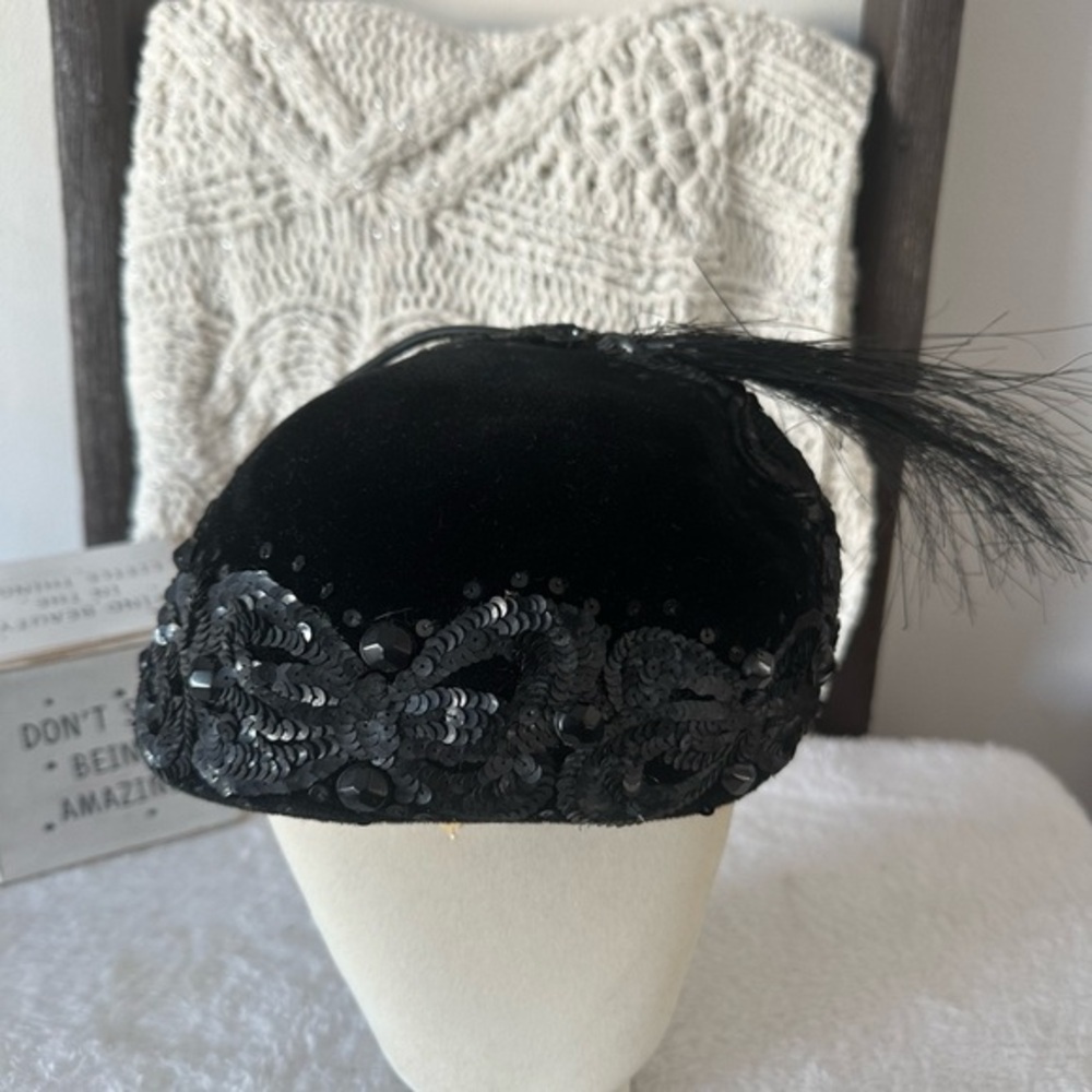 Vintage 1950’s Black Hat
